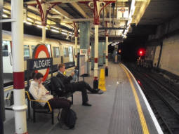Platform for Circle line to Edgware Road via Victoria; one of the Metropolitan line platforms with waiting train to left
