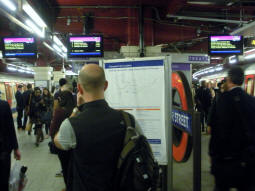 Departure screens on one of the Metropolitan line island platforms