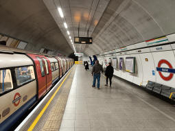 Northern line southbound