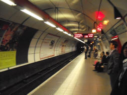 The DLR departure platform (June 2009)