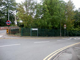 Access road from the passing street