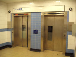 Lifts to the exit and the Victoria line from the level below the latter