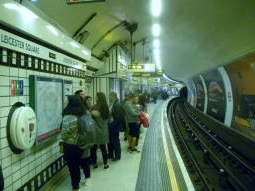 Northern line northbound platform
