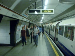Bakerloo line northbound platform