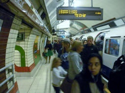 Bakerloo line southbound platform
