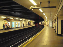 Eastbound platform on the left, westbound platform 2 on the middle-right (where the picture is taken from). Westbound platform 1 is off-camera to the right (June 2009)