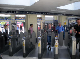 The ticket hall from the compulsory-ticket side of the barriers