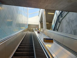 Heading up to the town centre exit from the platforms